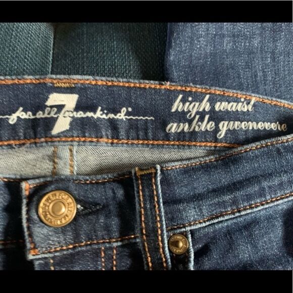 7 For All Mankind Gwenevere Ankle Jeans - Picture 3 of 5